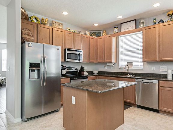 5th image of 741 Remington Green Dr SE
