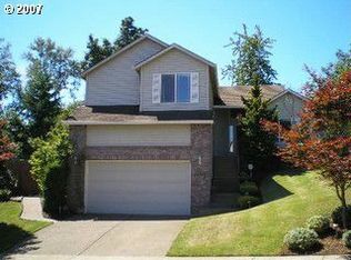 17373 Wake Robin Cir, Oregon City, OR 97045