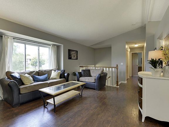 5th image of 1015 Briar Glen Ln