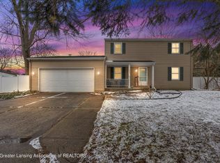 4449 Willoughby Rd, Holt, MI 48842