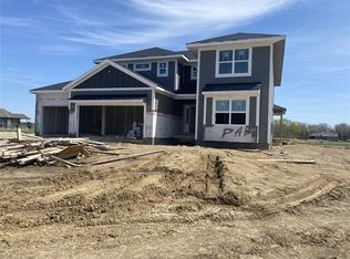 30311 Woodland Dr, Pleasant Hill, MO 64080