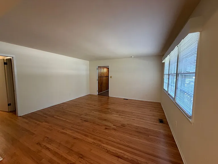 1312 Ridge Rd — Photo 8
