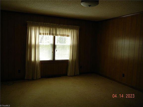 5th image of 14550 State Highway 87 N