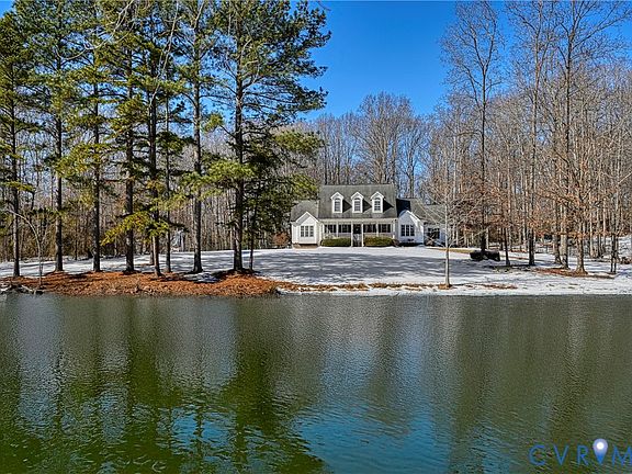 2nd image of 441 Hartwood Rd