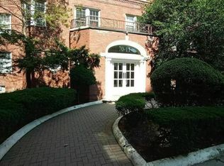 70-11 108th St #6D, Forest Hills, NY 11375