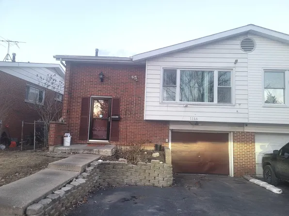 1166 Countryside Dr, Hanover Park, IL 60133