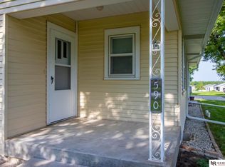 590 Tyler St, Bennet, NE 68317