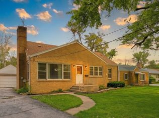 341 W Exchange St, Crete, IL 60417