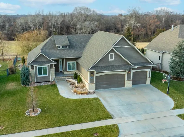 1242 E Lookout St, Derby, KS 67037