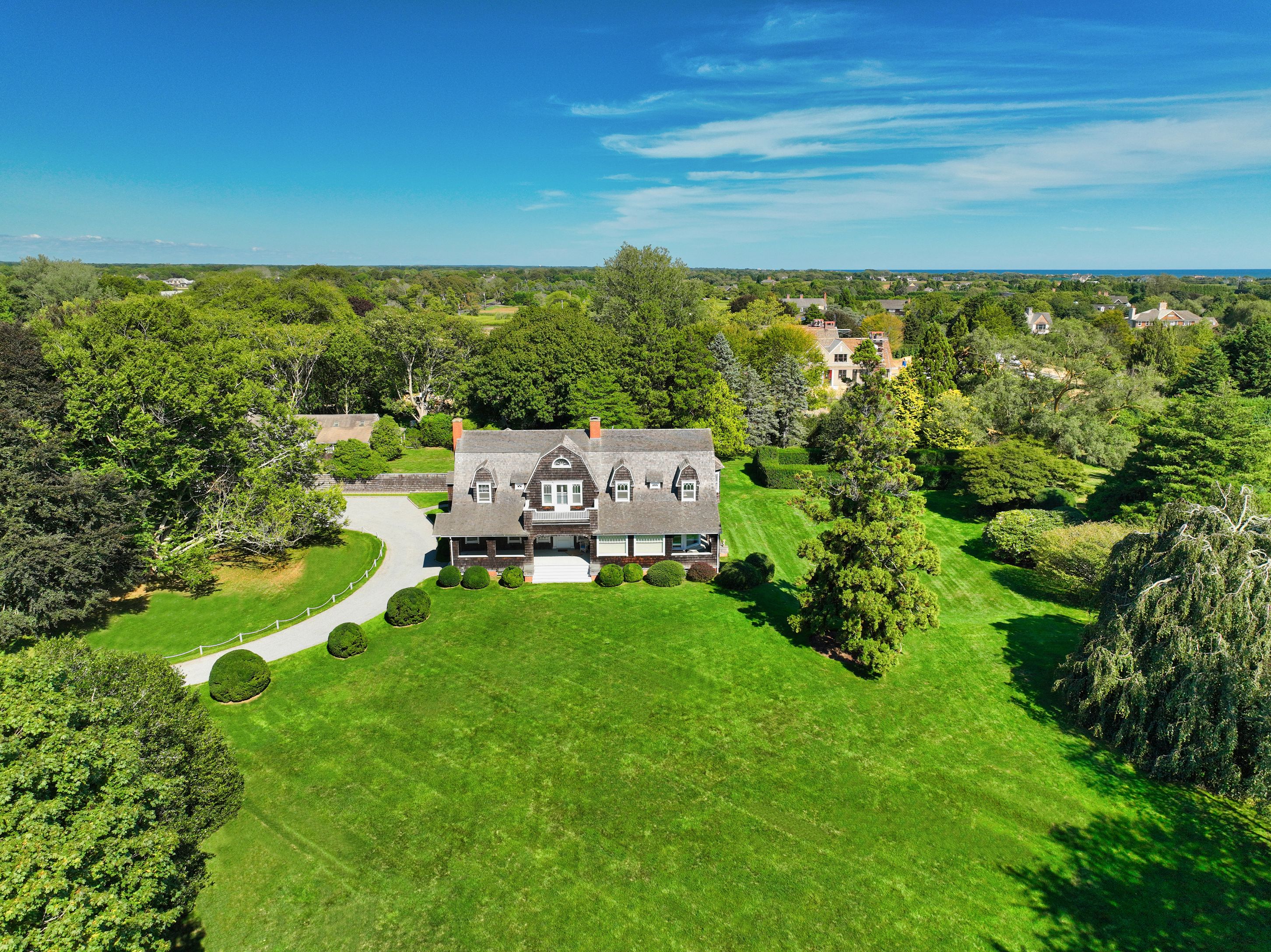 31 Hedges Ln in Sagaponack Out East