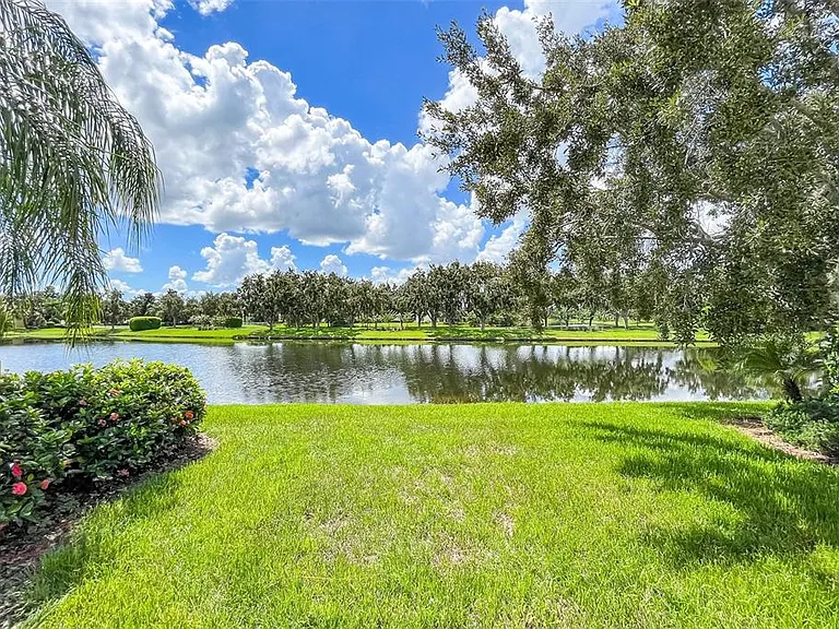 11830 Delfina Ln — Photo 27