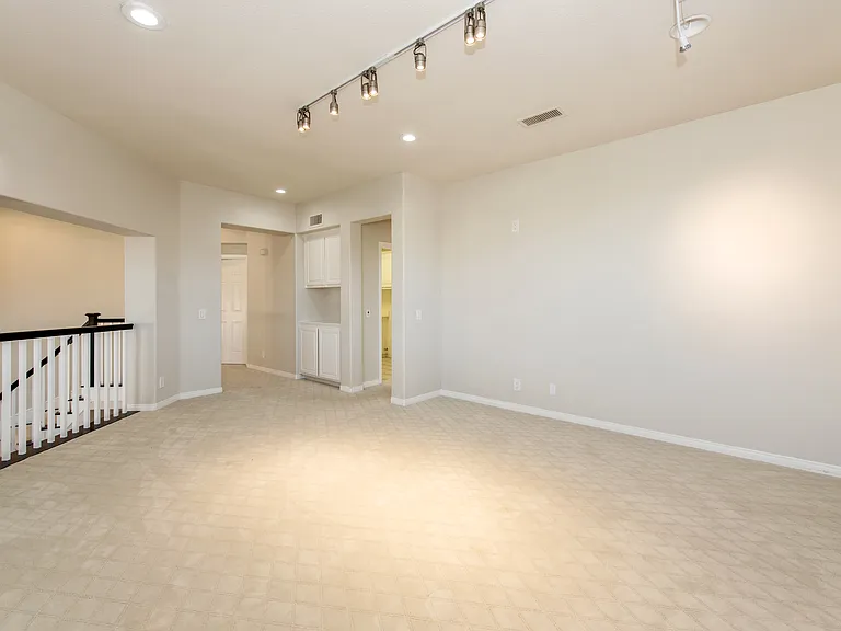 6 Westchester Ct — Photo 22
