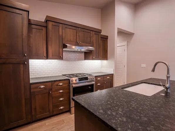 Cadence Cottages at Paramount