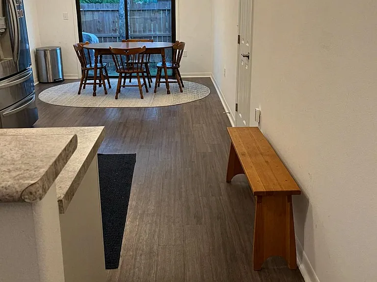 605 Arthur St — Photo 11