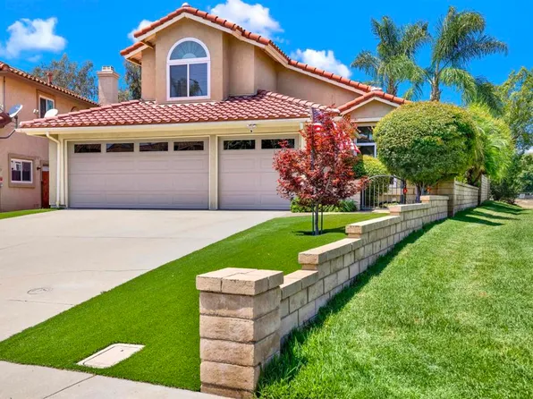 2207 Pleasantwood Ln, Escondido, CA 92026