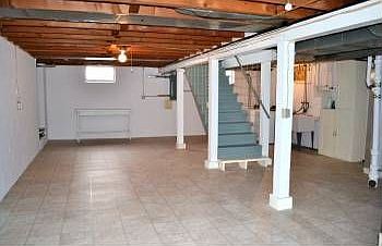 2nd image of 1891 Aglen St