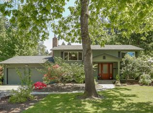 19242 SW Terry Ave, Lake Oswego, OR 97035