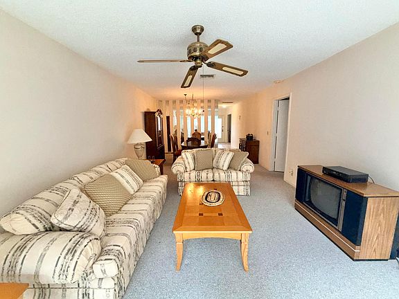 5th image of 1150 Mahogany Way #203