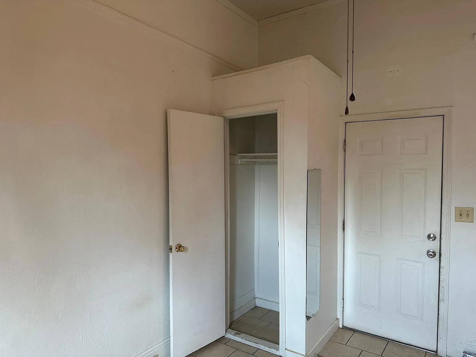 Studio, 550 sqft, $650 — Photo 4