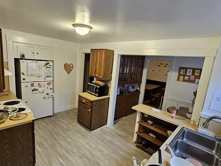 16 Gerald Rd #1 — Photo 3