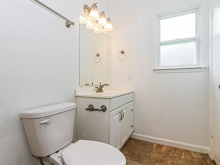 28914 Champion Oaks Dr — Photo 11