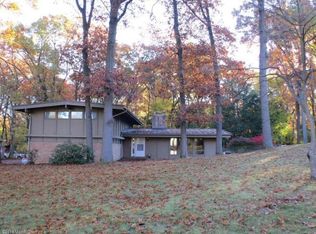 1782 Greenbriar Dr, Portage, MI 49024