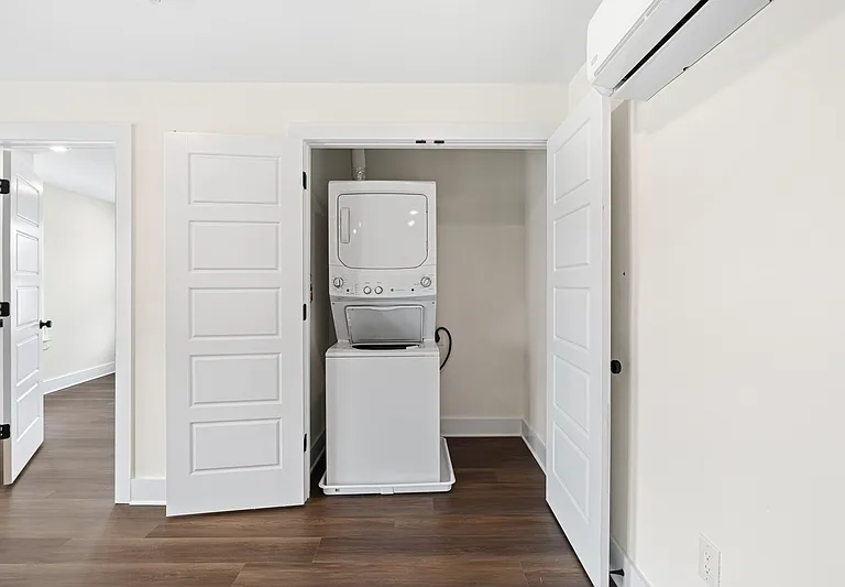 7620 Ridge Ave #14 — Photo 6
