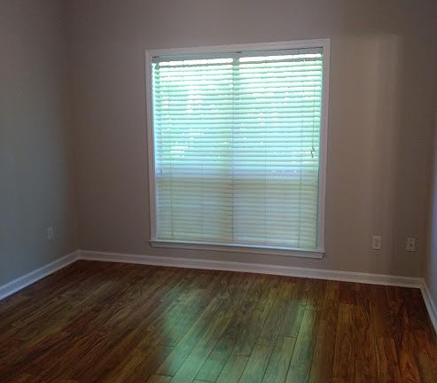 3rd image of 729 Shelby Forest Trl
