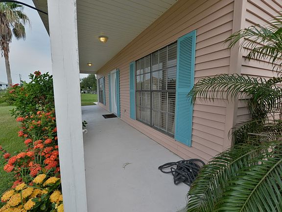 4th image of 1405 W Bayshore Dr