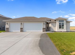8801 Dusty Maiden, Pasco, WA