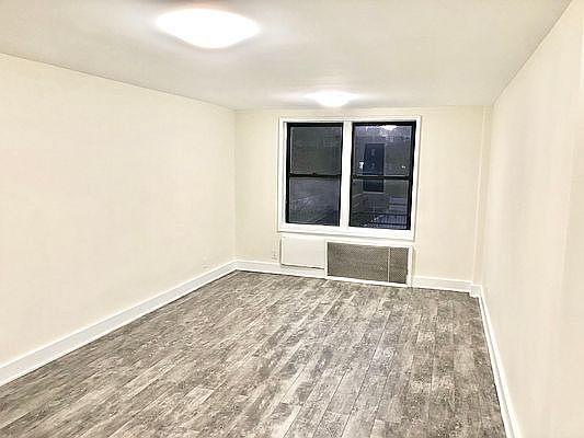 1st image of 4140 Denman St APT 4E