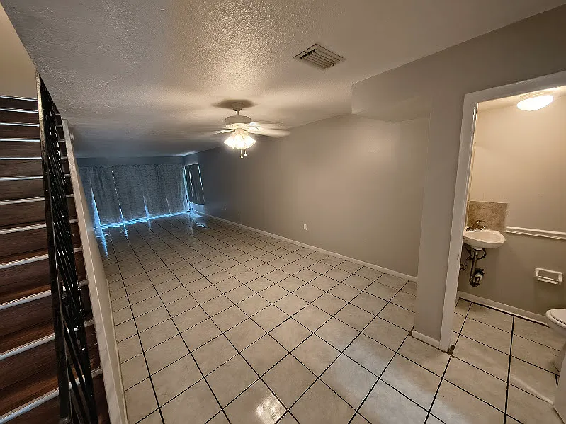 1708 Azalea Court Unit B - 1 — Photo 3