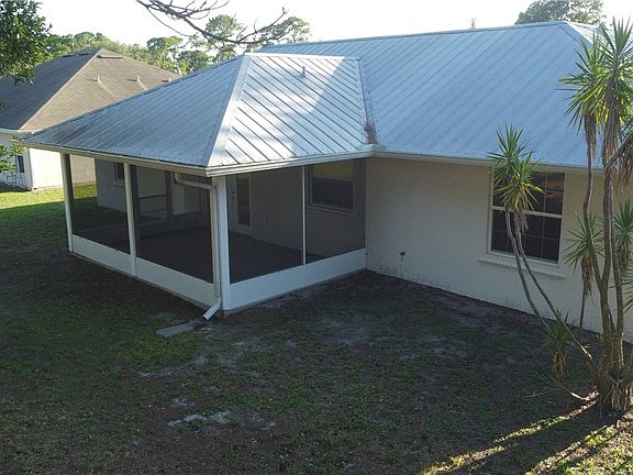 5th image of 174 Mabry St