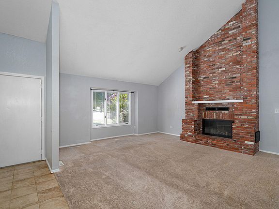 5th image of 2771 W Westview Street