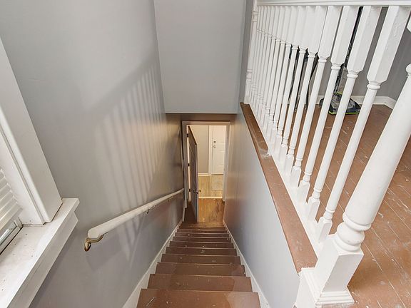 2nd image of 5720 S Princeton Ave #2