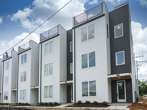 2nd image of 522 Cliff Cir