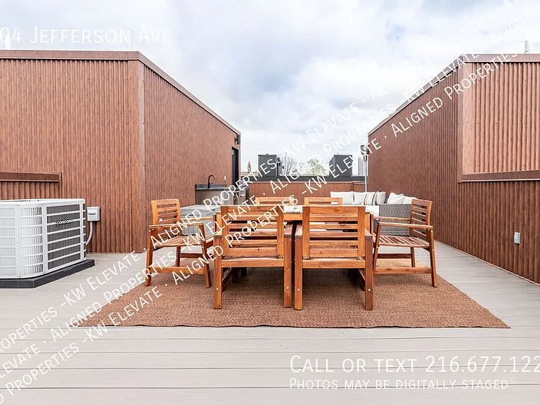 404 Jefferson Ave — Photo 5