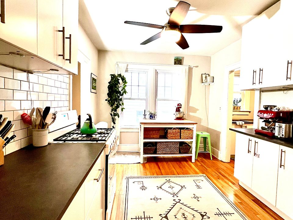 1st image of 338 W Rock Ave #2