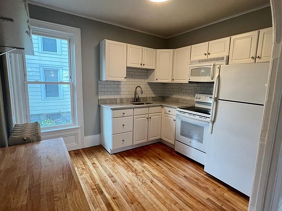 2nd image of 19 Pearl St #A