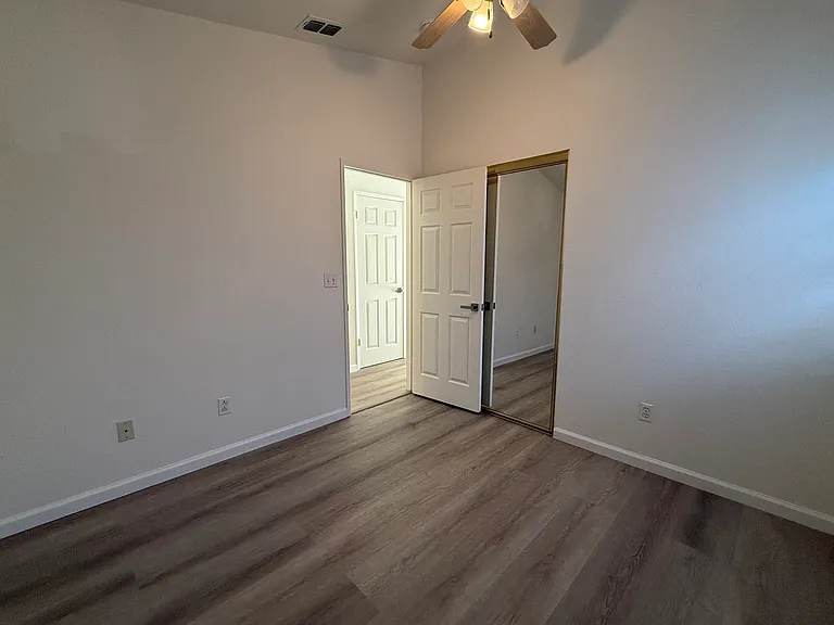 8568 Derlin Way — Photo 6