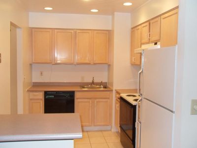 1111 River Rd, Edgewater, NJ, 07020