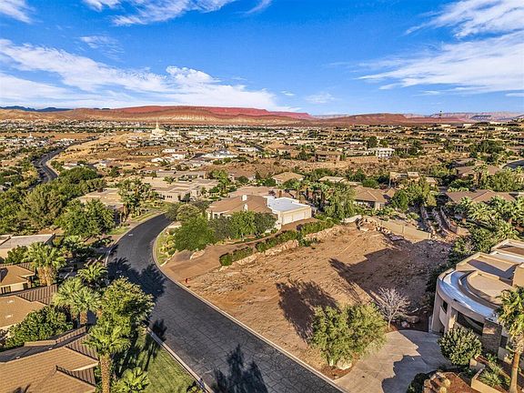 2nd image of 2282 S Stone Cliff Dr #32