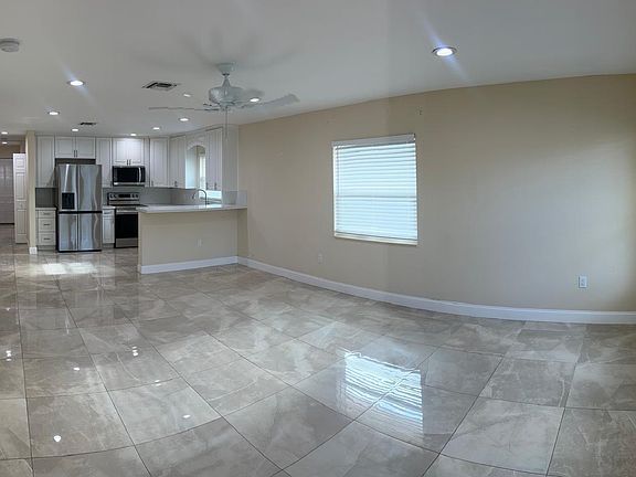 2nd image of 962 29th Street