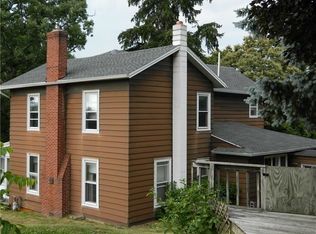 2433 Bath Rd, Penn Yan, NY 14527