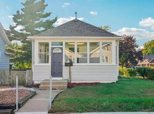 7402 8th Ave, Kenosha, WI 53143