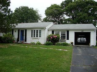 11 Sun Valley Dr, Cumberland, RI 02864