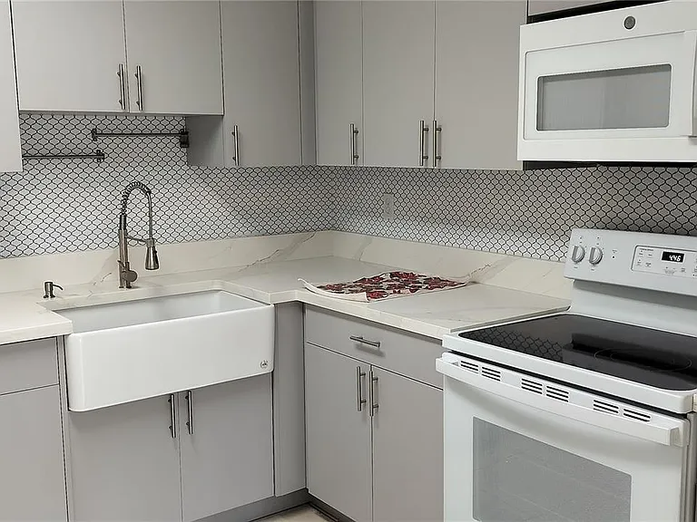 2829 SW 38th Ct #2829 — Photo 25