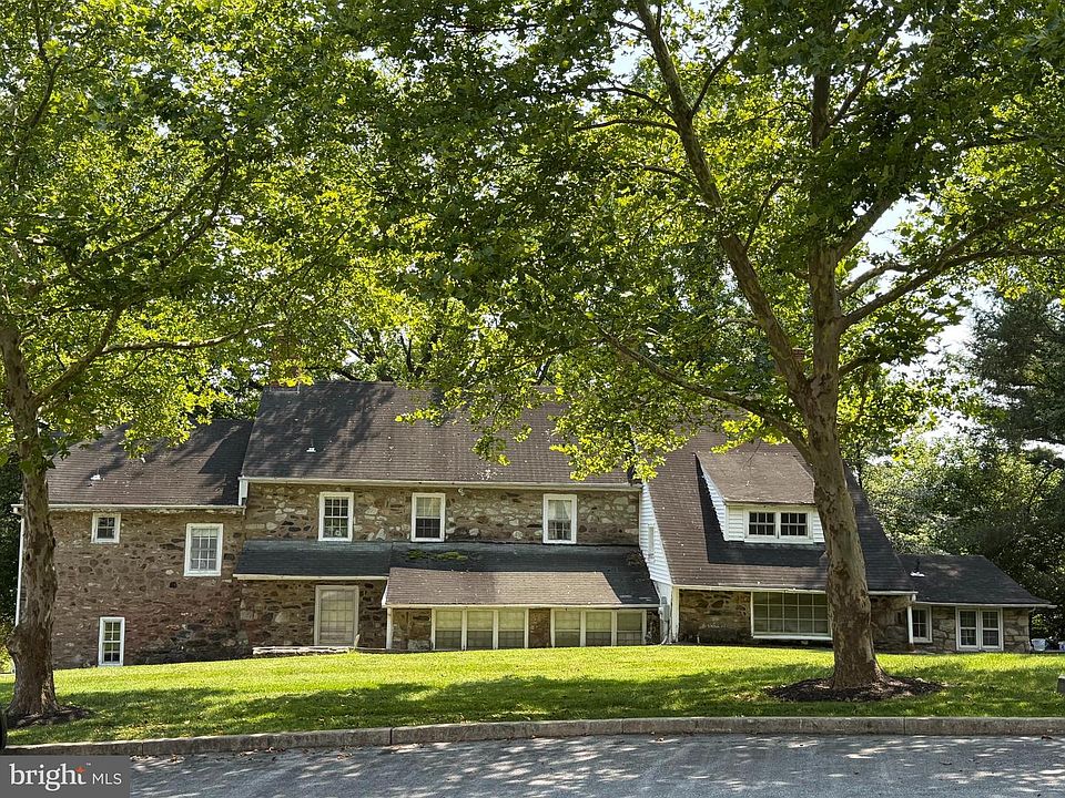 1st image of 1500 Meadow Hunt Ln