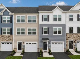 ADAMS Plan, Retreat at Winding Creek Townhomes, Winchester, VA 22602