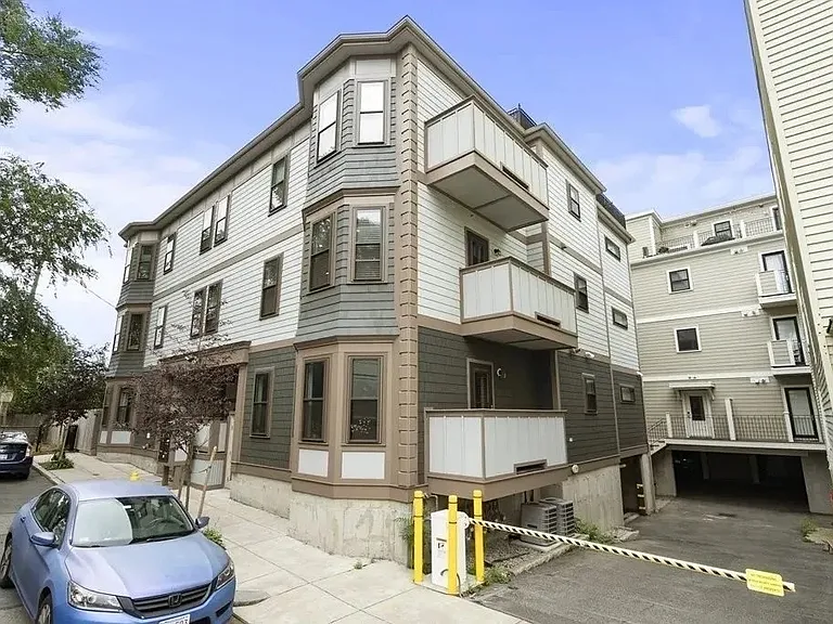 24 Rawson St #3 — Photo 18
